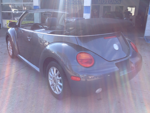 2004 Volkswagen New Beetle 2500 Extended Cab 4WD SLT