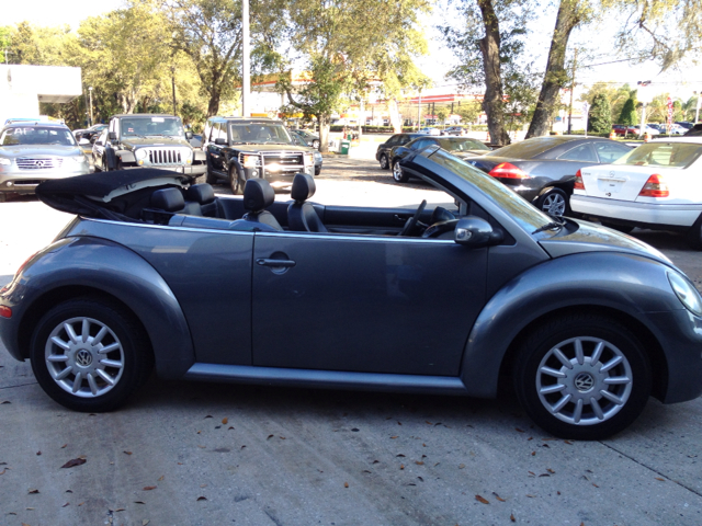 2004 Volkswagen New Beetle 2500 Extended Cab 4WD SLT