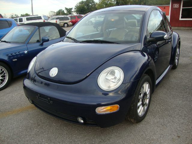 2004 Volkswagen New Beetle 143.5 LTZ
