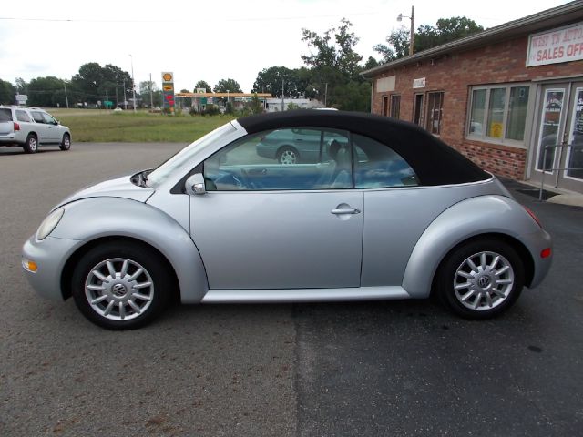 2004 Volkswagen New Beetle LT1 Long Box 2WD