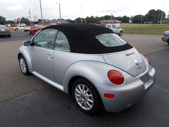 2004 Volkswagen New Beetle LT1 Long Box 2WD
