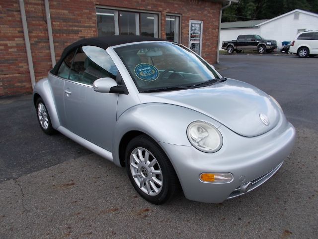 2004 Volkswagen New Beetle LT1 Long Box 2WD