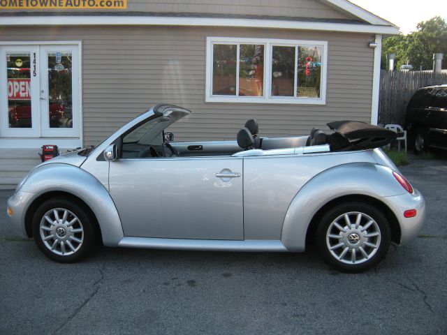 2004 Volkswagen New Beetle 2500 Extended Cab 4WD SLT