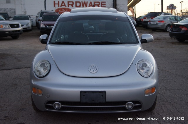 2005 Volkswagen New Beetle 143.5 LTZ