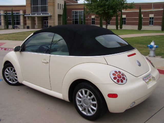 2005 Volkswagen New Beetle 2500 Extended Cab 4WD SLT