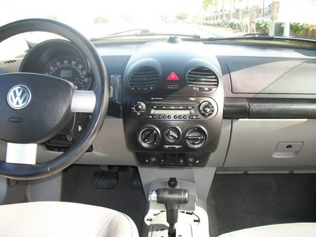 2005 Volkswagen New Beetle King Cab 4WD
