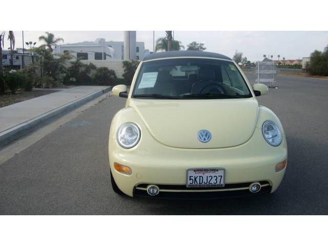 2005 Volkswagen New Beetle King Cab 4WD