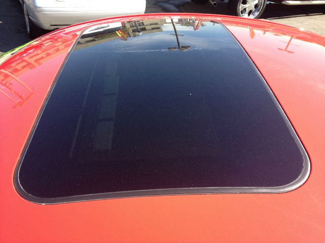 2005 Volkswagen New Beetle King Cab 4WD