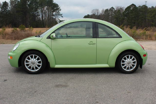 2005 Volkswagen New Beetle SLT 5.7 QUAD CAB HEMI