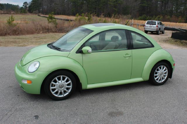 2005 Volkswagen New Beetle SLT 5.7 QUAD CAB HEMI