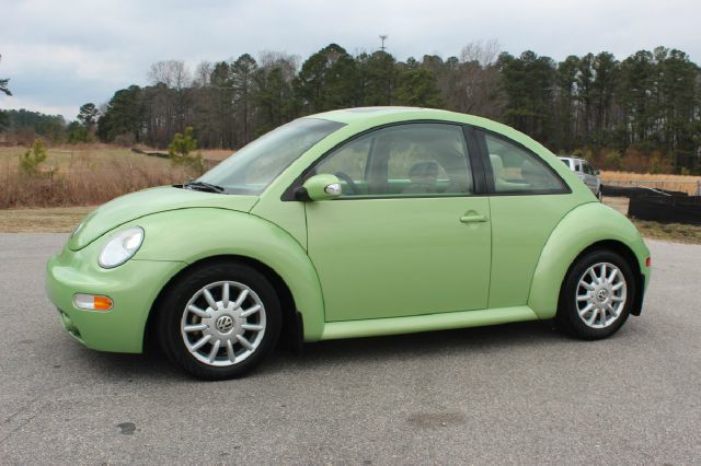 2005 Volkswagen New Beetle SLT 5.7 QUAD CAB HEMI