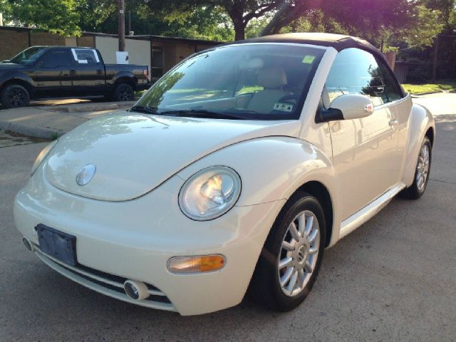 2005 Volkswagen New Beetle 2500 Extended Cab 4WD SLT