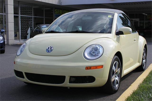 2006 Volkswagen New Beetle Unknown