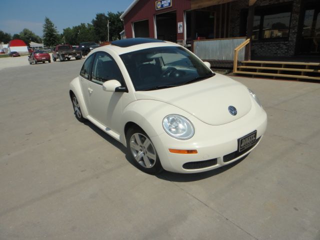 2006 Volkswagen New Beetle CD With MP3