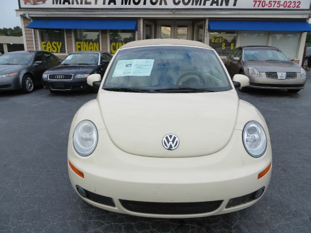2006 Volkswagen New Beetle Reg Cab 118 WB