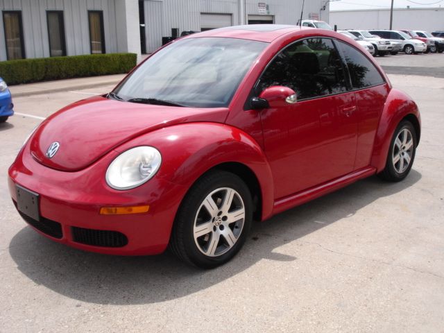 2006 Volkswagen New Beetle CD With MP3