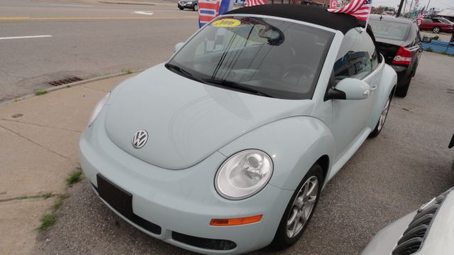 2006 Volkswagen New Beetle Reg Cab 118 WB