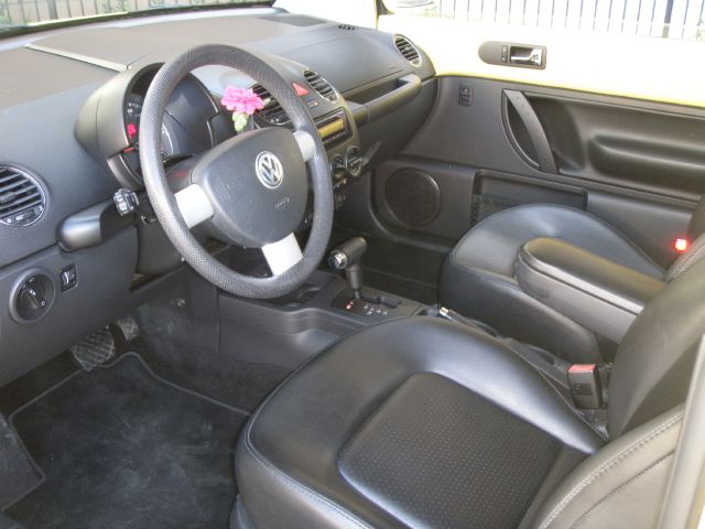 2006 Volkswagen New Beetle Unknown