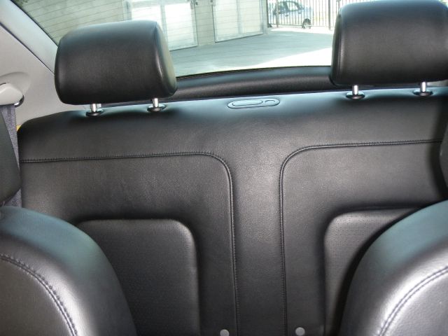 2006 Volkswagen New Beetle Unknown