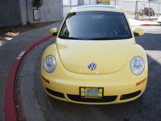 2006 Volkswagen New Beetle Unknown