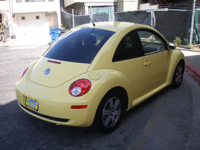 2006 Volkswagen New Beetle Unknown