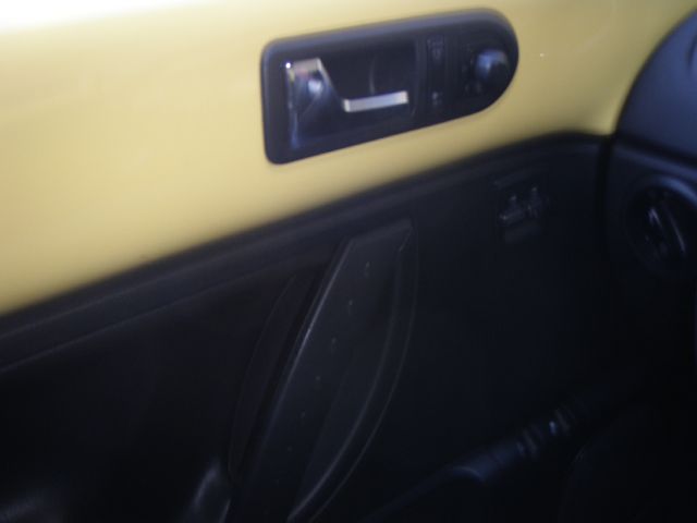 2006 Volkswagen New Beetle Unknown