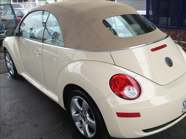 2006 Volkswagen New Beetle Unknown
