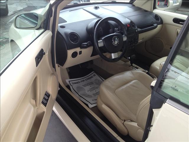 2006 Volkswagen New Beetle Unknown