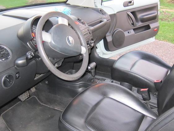 2006 Volkswagen New Beetle Reg Cab 118 WB