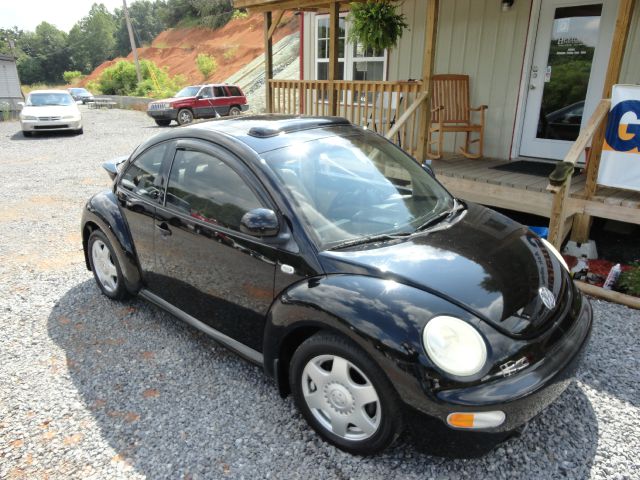 2006 Volkswagen New Beetle Unknown