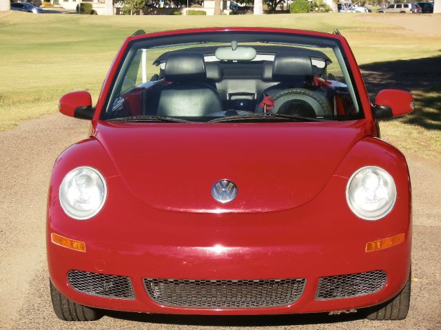 2006 Volkswagen New Beetle Reg Cab 118 WB