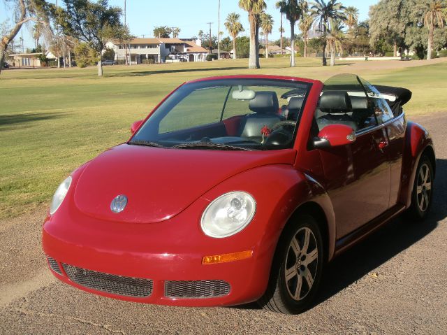 2006 Volkswagen New Beetle Reg Cab 118 WB