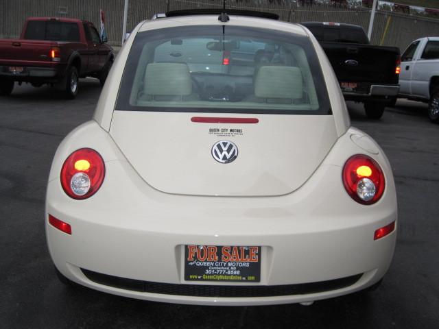 2006 Volkswagen New Beetle CD With MP3