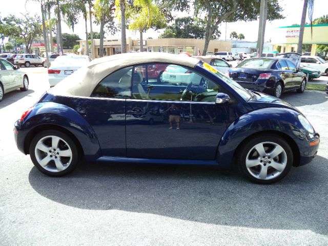 2006 Volkswagen New Beetle Reg Cab 118 WB