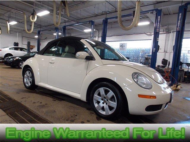 2007 Volkswagen New Beetle Reg Cab 118 WB