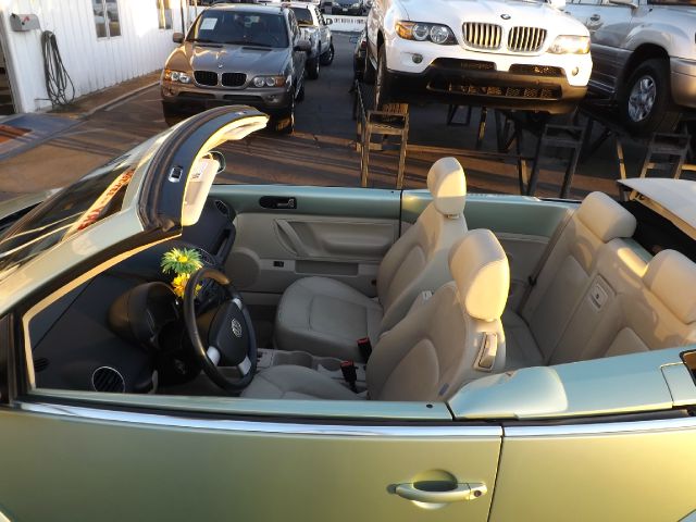 2007 Volkswagen New Beetle BASE W/1sv