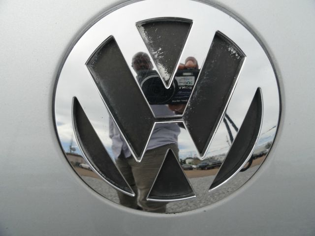 2007 Volkswagen New Beetle Reg Cab 118 WB