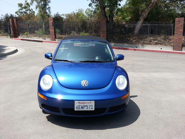 2008 Volkswagen New Beetle 4dr X AWD