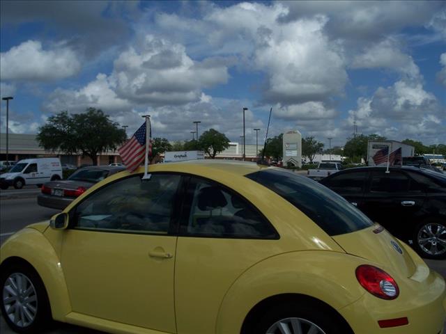 2008 Volkswagen New Beetle Unknown