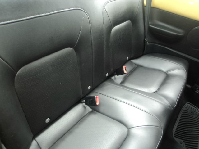 2009 Volkswagen New Beetle XR