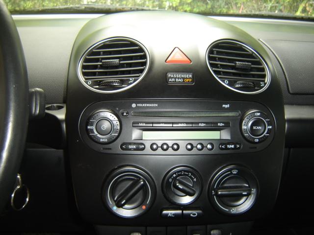 2009 Volkswagen New Beetle XR