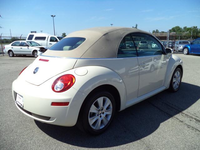 2009 Volkswagen New Beetle 3.5rl W/navigation