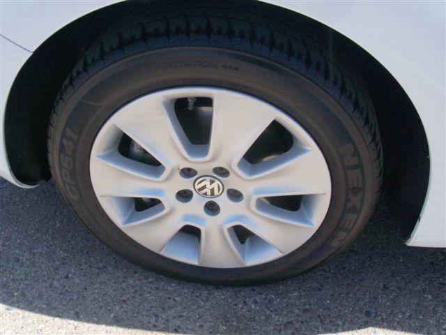 2009 Volkswagen New Beetle Supercharged Notchback