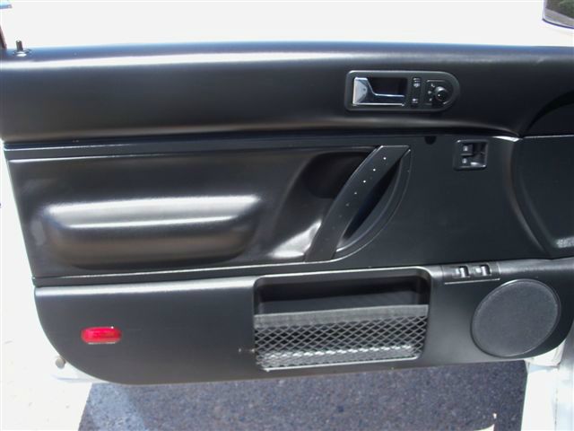 2009 Volkswagen New Beetle Supercharged Notchback