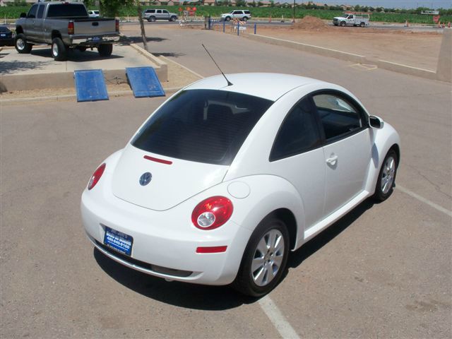 2009 Volkswagen New Beetle Supercharged Notchback