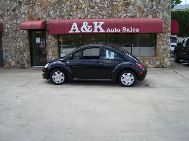 2009 Volkswagen New Beetle XR