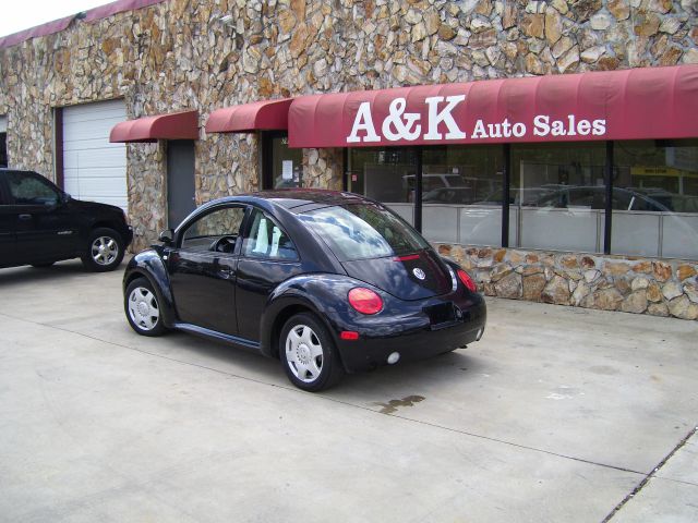 2009 Volkswagen New Beetle XR