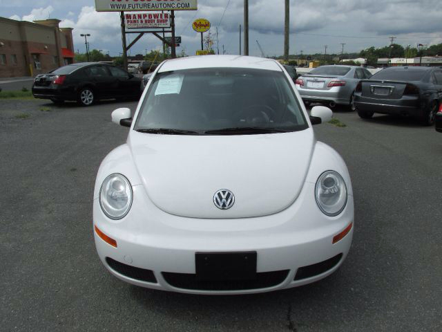 2009 Volkswagen New Beetle XR