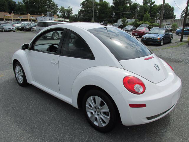 2009 Volkswagen New Beetle XR