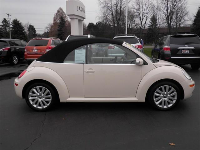 2009 Volkswagen New Beetle Limited Wagon